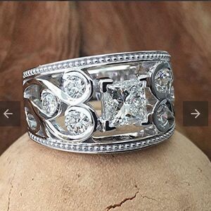 The Art Deco wide band ring in 925 silver and cubic zirconia sz 6